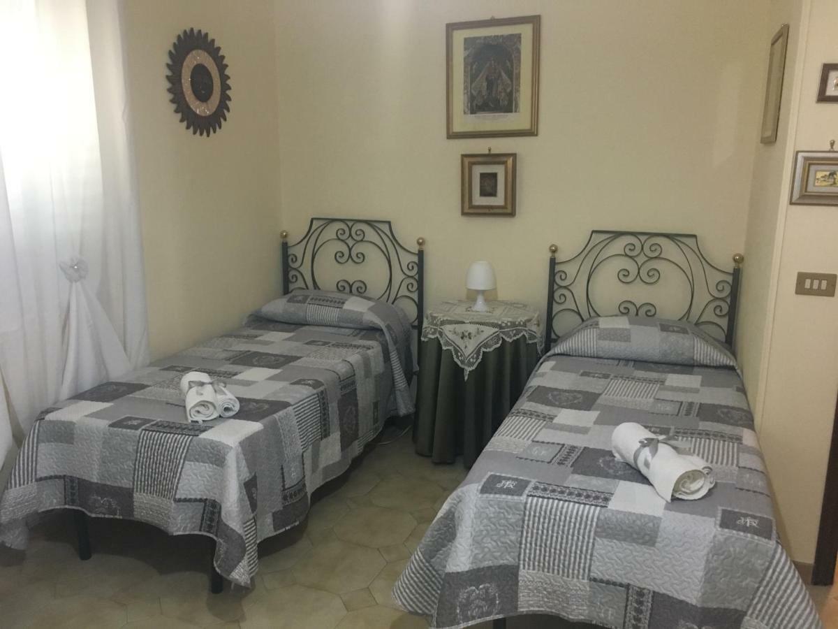 Bed And Breakfast Padalino Mussomeli Exterior foto
